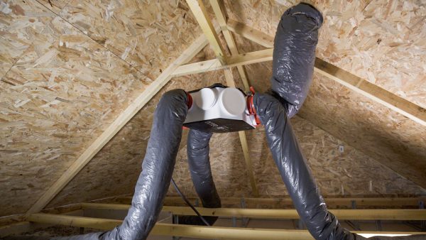 ECOWATT+ : la nouvelle gamme de VMC simple flux hygroréglable pour une conformité RE2020 assurée